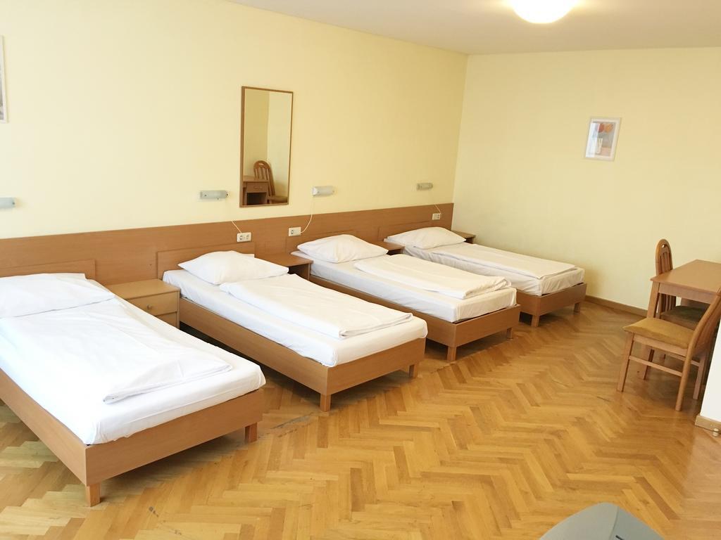 וינה Hotel Geblergasse מראה חיצוני תמונה